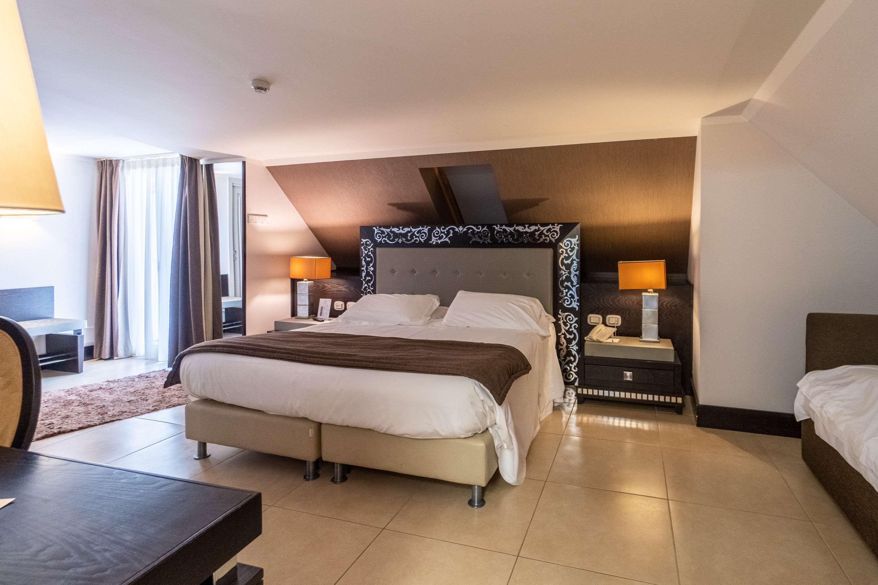 เบสท์ เวสเทิร์น โฮเต็ล แปร์ลา เดล ปอร์โต Hotel กาตันซาโร ภายนอก รูปภาพ