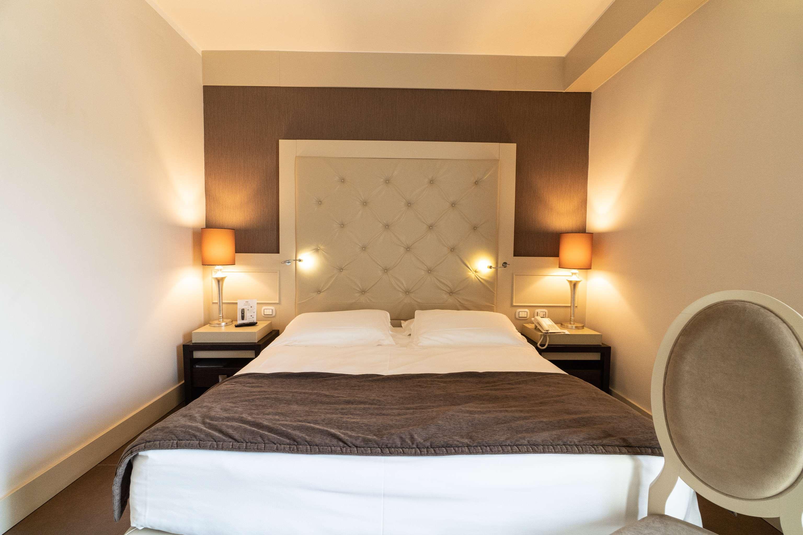 เบสท์ เวสเทิร์น โฮเต็ล แปร์ลา เดล ปอร์โต Hotel กาตันซาโร ภายนอก รูปภาพ