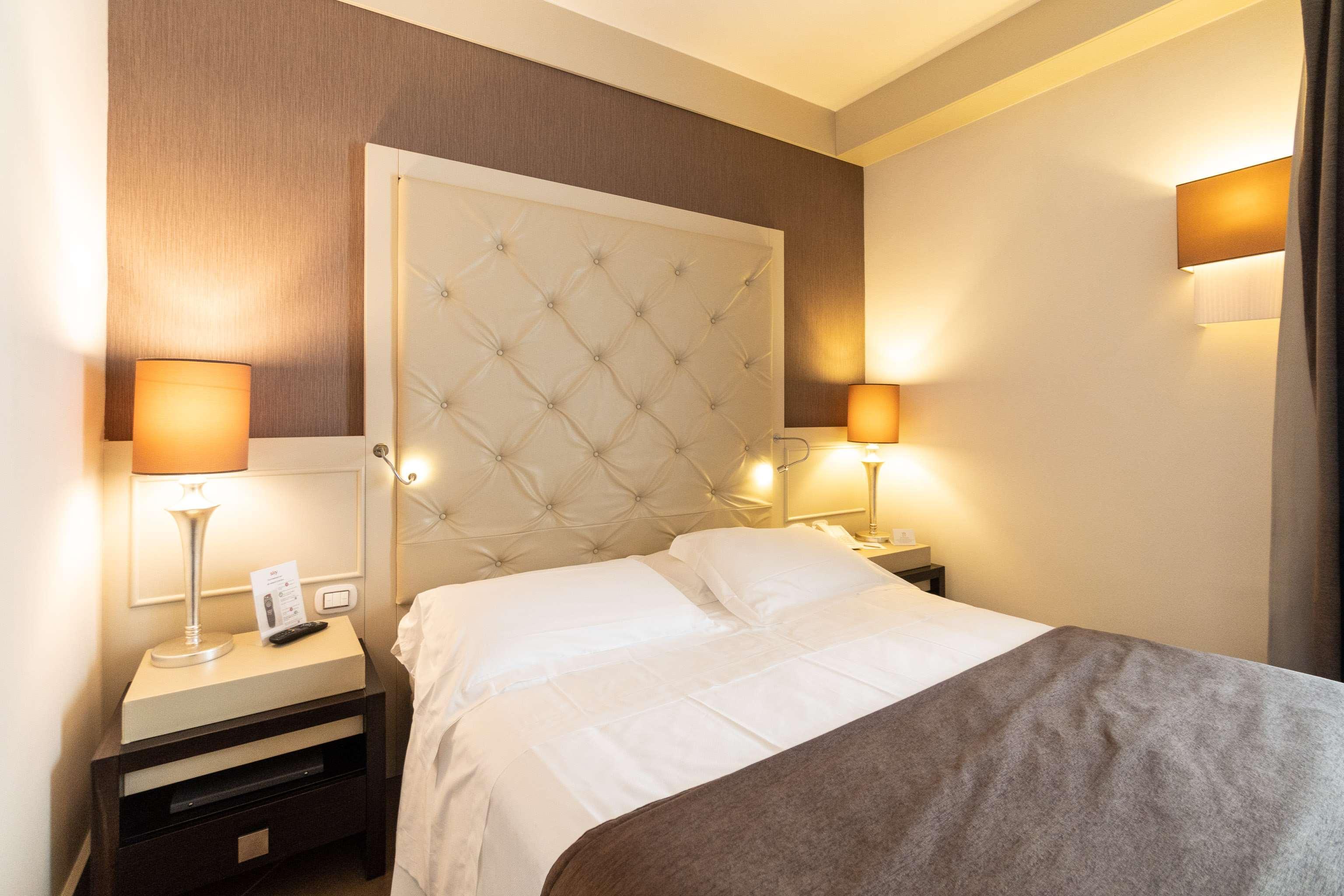 เบสท์ เวสเทิร์น โฮเต็ล แปร์ลา เดล ปอร์โต Hotel กาตันซาโร ภายนอก รูปภาพ