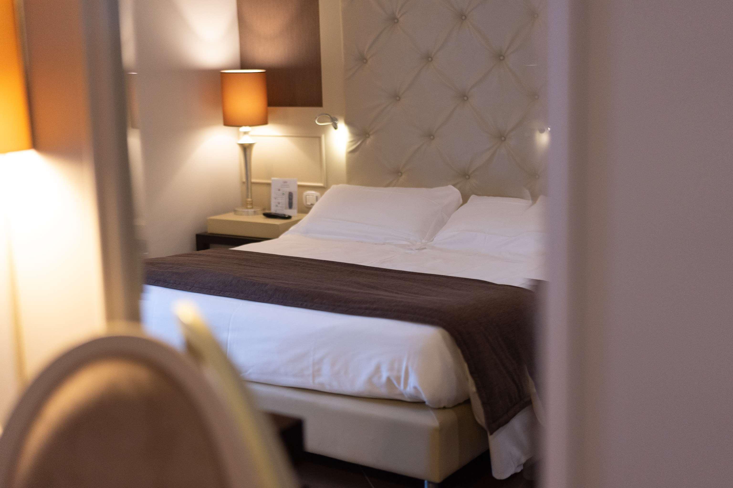 เบสท์ เวสเทิร์น โฮเต็ล แปร์ลา เดล ปอร์โต Hotel กาตันซาโร ภายนอก รูปภาพ