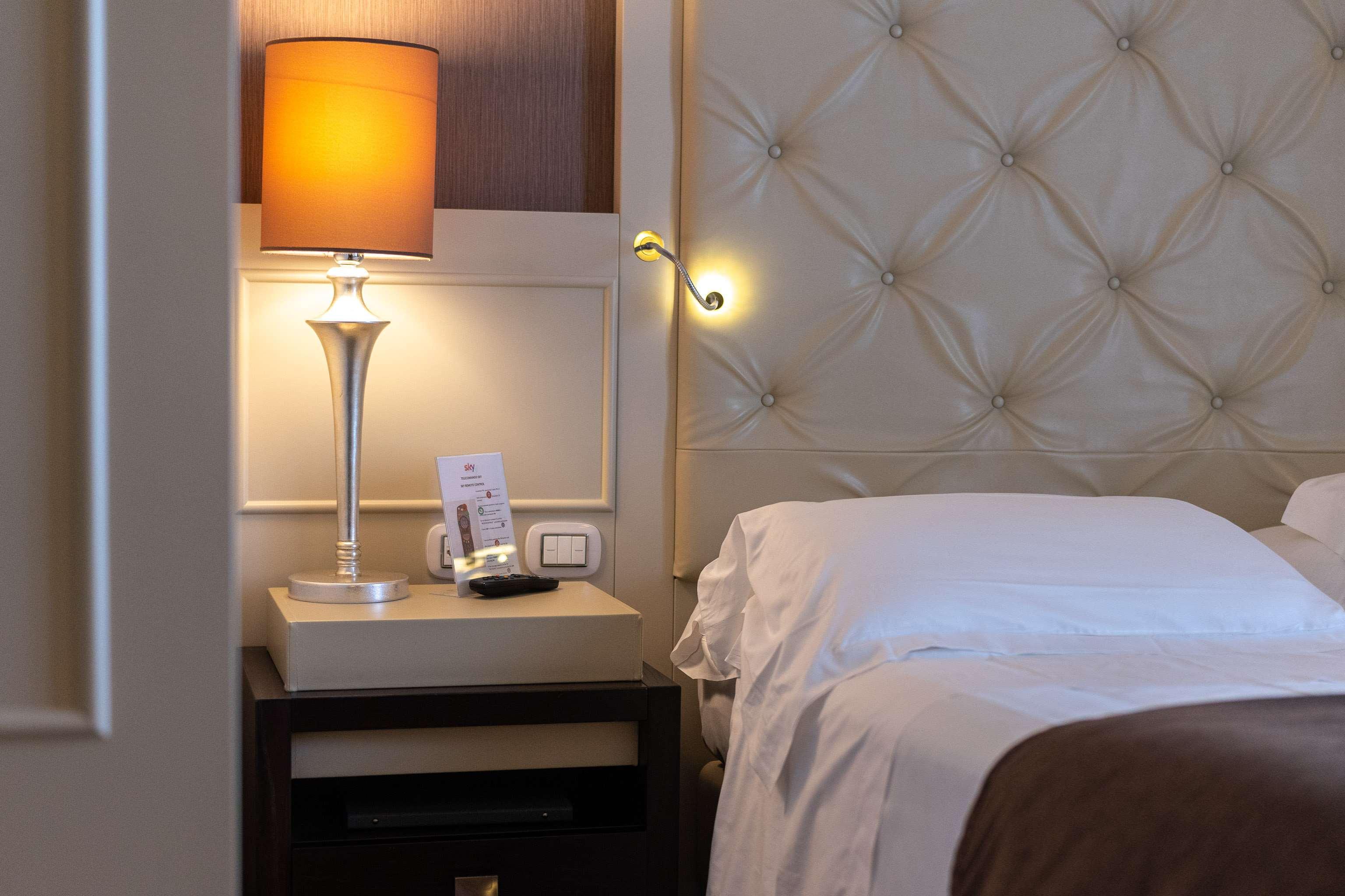 เบสท์ เวสเทิร์น โฮเต็ล แปร์ลา เดล ปอร์โต Hotel กาตันซาโร ภายนอก รูปภาพ