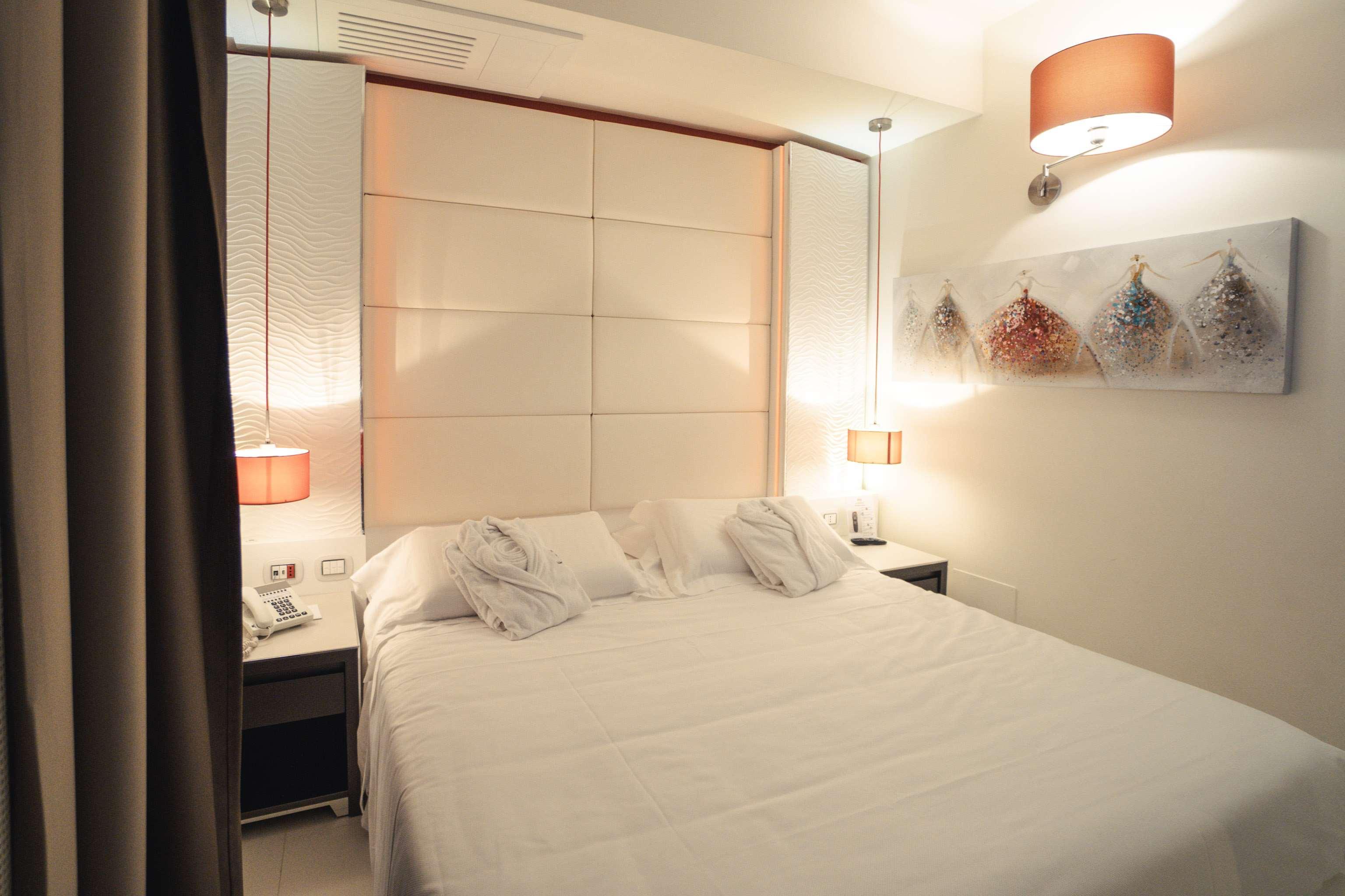 เบสท์ เวสเทิร์น โฮเต็ล แปร์ลา เดล ปอร์โต Hotel กาตันซาโร ภายนอก รูปภาพ