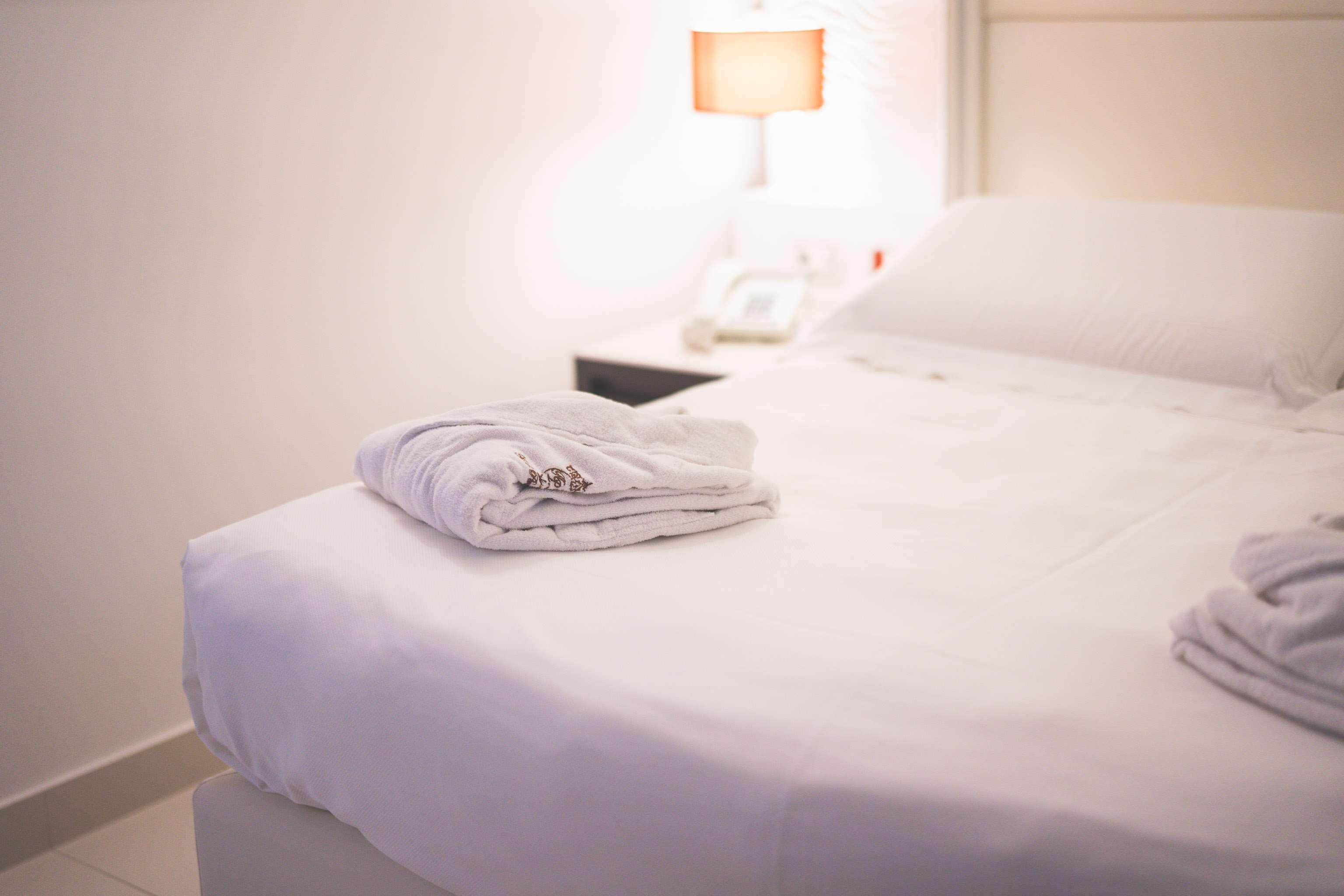 เบสท์ เวสเทิร์น โฮเต็ล แปร์ลา เดล ปอร์โต Hotel กาตันซาโร ภายนอก รูปภาพ