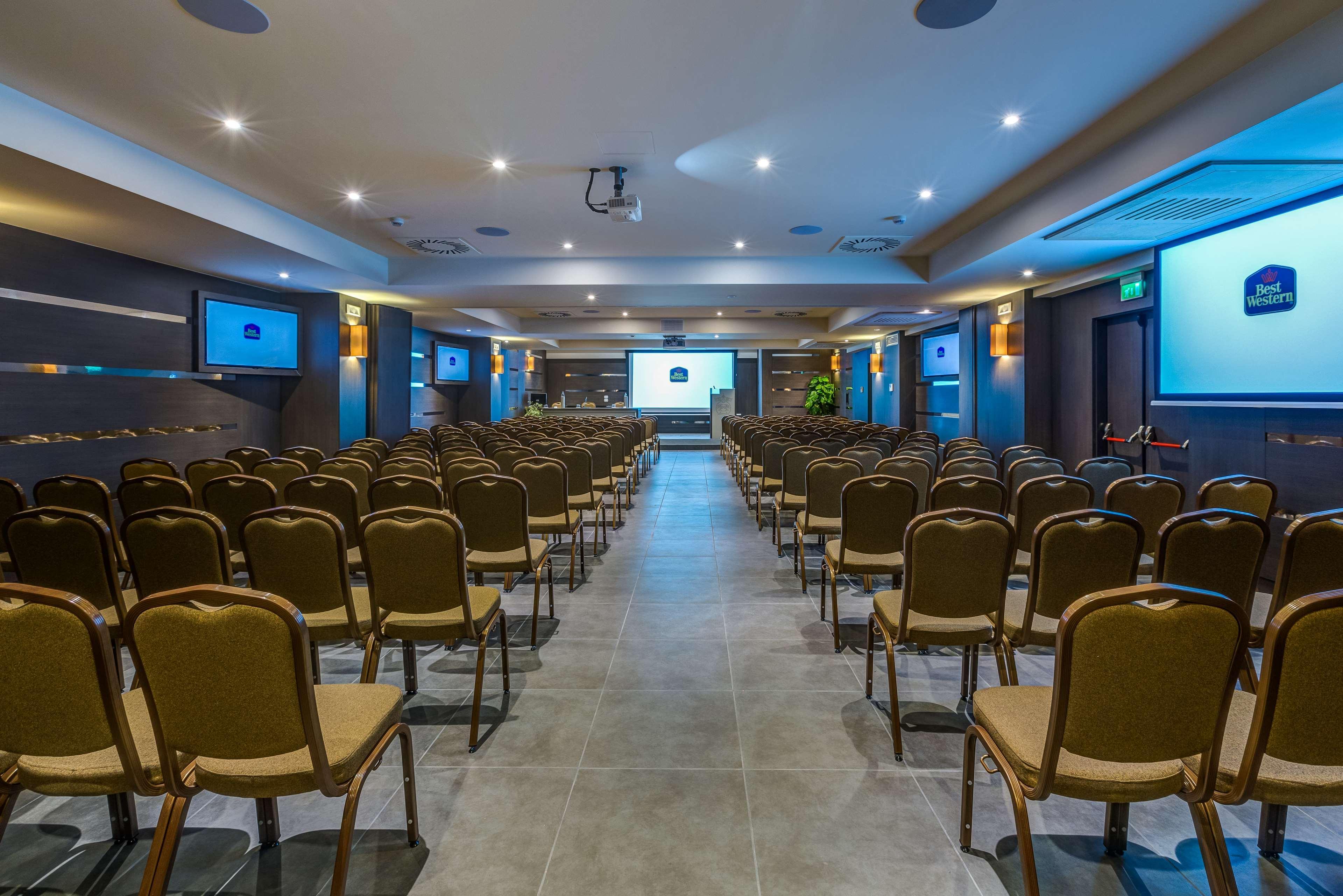 เบสท์ เวสเทิร์น โฮเต็ล แปร์ลา เดล ปอร์โต Hotel กาตันซาโร ภายนอก รูปภาพ