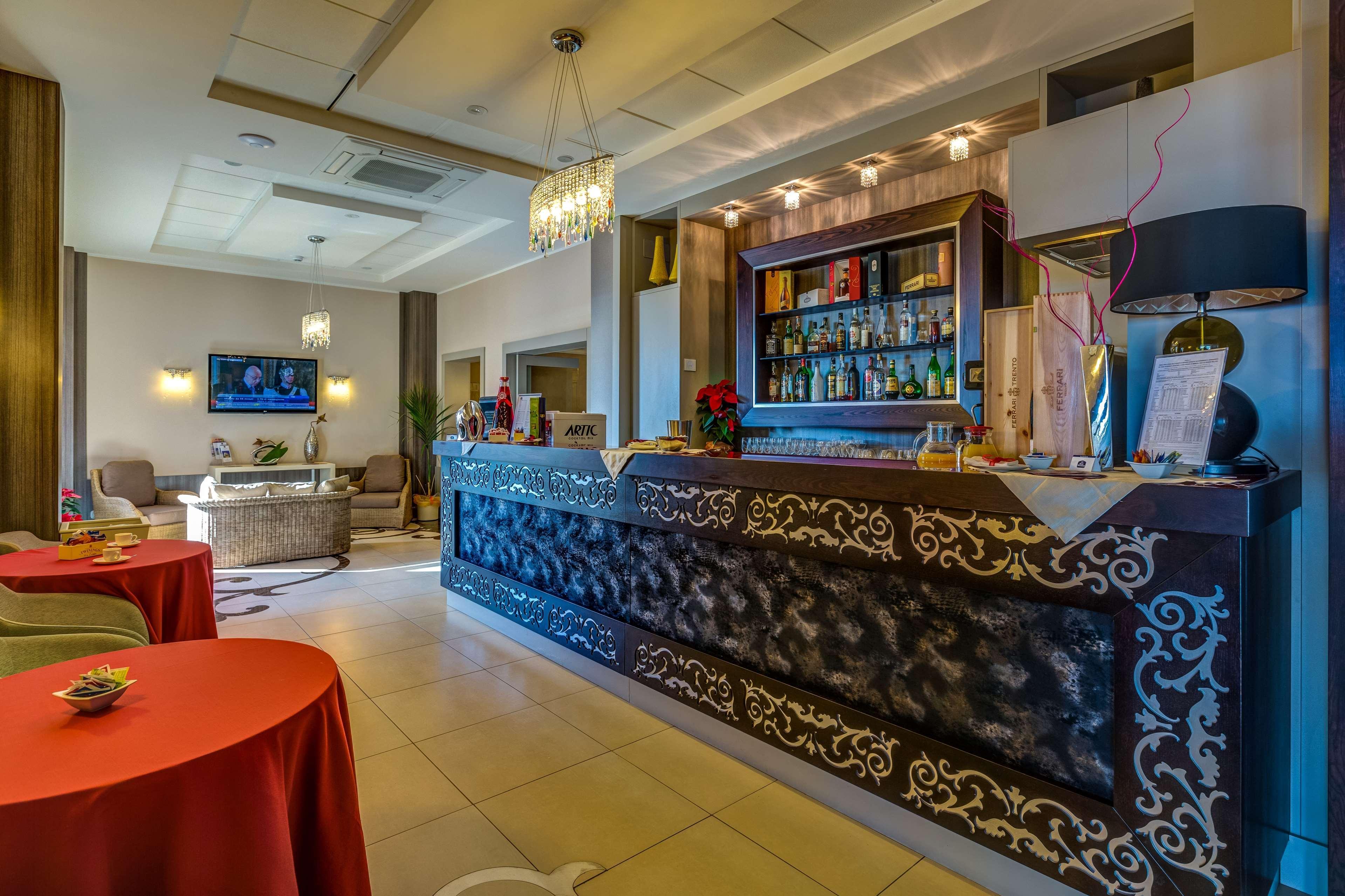 เบสท์ เวสเทิร์น โฮเต็ล แปร์ลา เดล ปอร์โต Hotel กาตันซาโร ภายนอก รูปภาพ